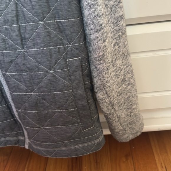 The North Face Jacket - Picture 4 of 9